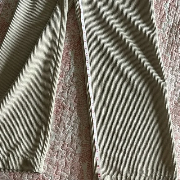 BDG Baggy Pull-on Ribbed Pants - Picture 4 of 6